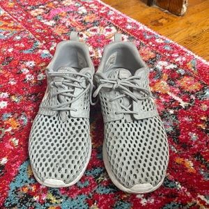 Nike netted sneakers